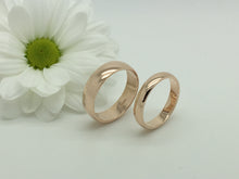 Load image into Gallery viewer, 9ct 8mm Rose Gold Traditional D shape Wedding Band.