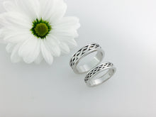 Load image into Gallery viewer, 7mm Celtic love knot wedding band , 9ct Gold celtic ring. Totally handmade.