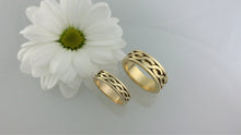 Load image into Gallery viewer, 7mm Celtic love knot wedding band , 9ct Gold celtic ring. Totally handmade.