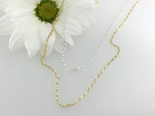Load image into Gallery viewer, Custom order for 9ct Gold chain, diamond cut belcher 17&quot; for bee or flower necklace.
