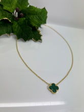 Load image into Gallery viewer, Single gold plated clover necklace
