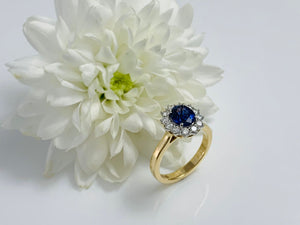 18ct Yellow Gold and Platinum Sapphire & Diamond cluster ring