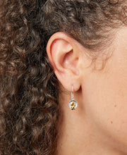 Load image into Gallery viewer, Silver flower and Gold bee dropper earrings
